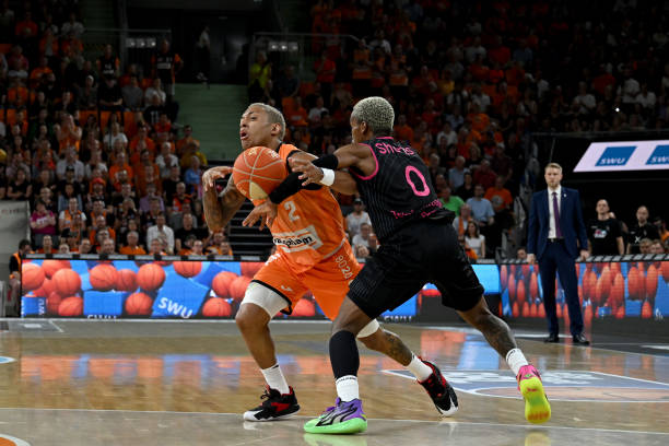 以自由式滑 以自由式滑